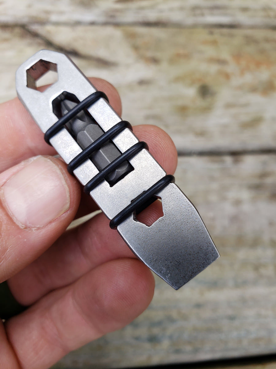 Micro Keychain EDC Pocket Pry Bar Multitool - Stonewashed – Teale Designs
