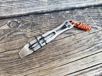 The Curved Slim EDC Pocket Pry Bar Multi-tool