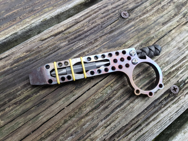 The Ring Perforated EDC Pocket Pry Bar Multi-tool - Flamed