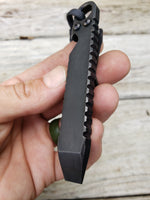 The Knurled EDC Pocket Pry Bar Multitool - Black Oxide